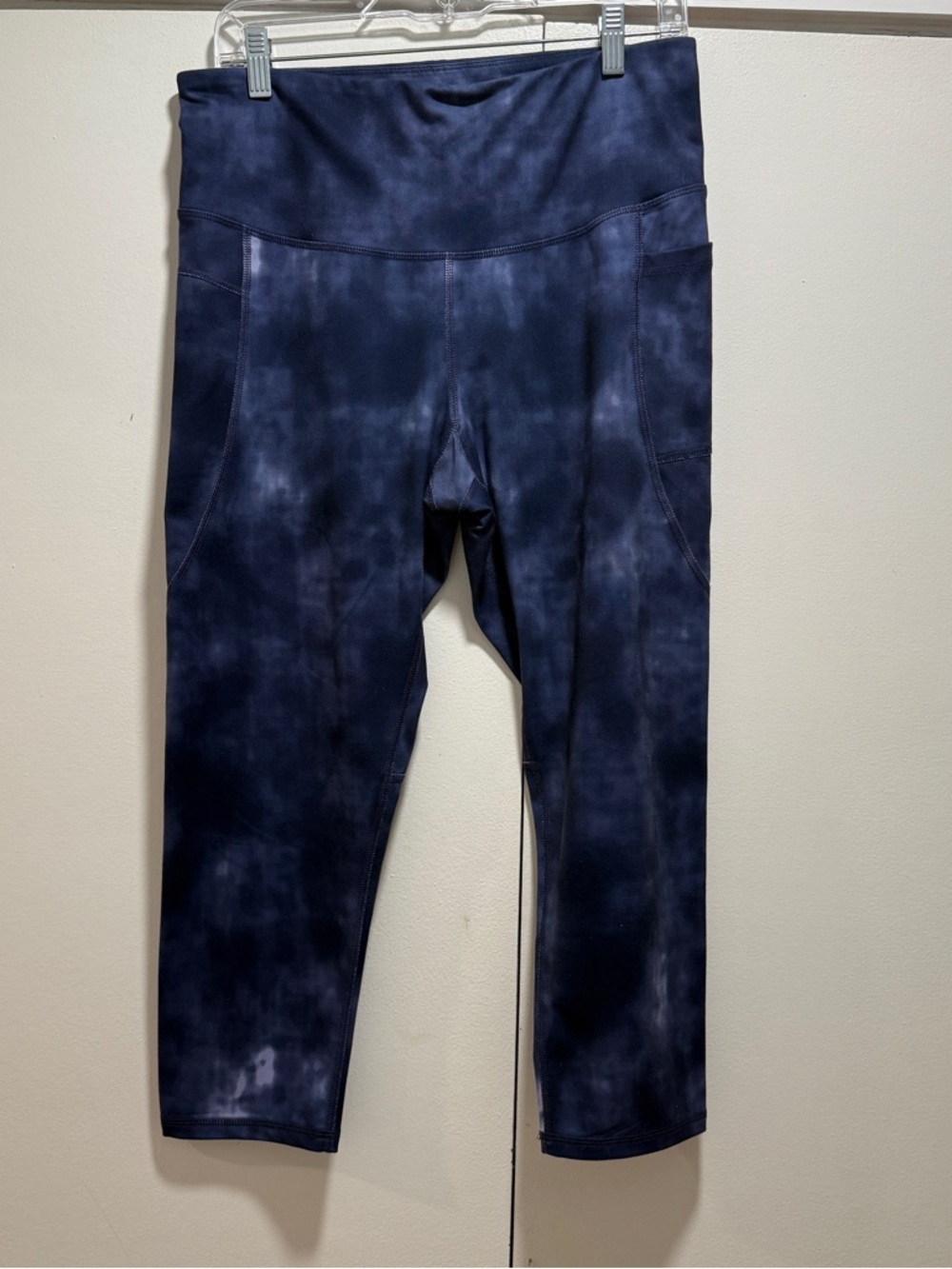 Champion Navy Tie-Dye Capri Leggings with Pockets
